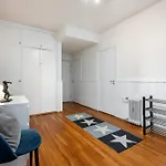 公寓 Spacious Top-floor With View And Private Balcony 卑爾根