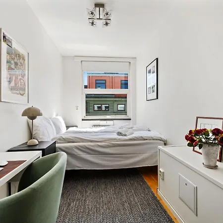 Apartamento Spacious Top-floor With View And Private Balcony
