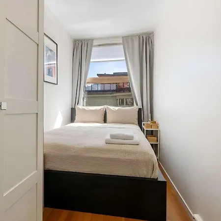Apartamento Spacious Top-floor With View And Private Balcony *